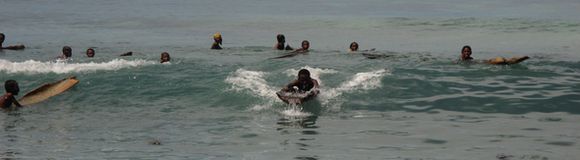 arefi_kids_surfing.jpg